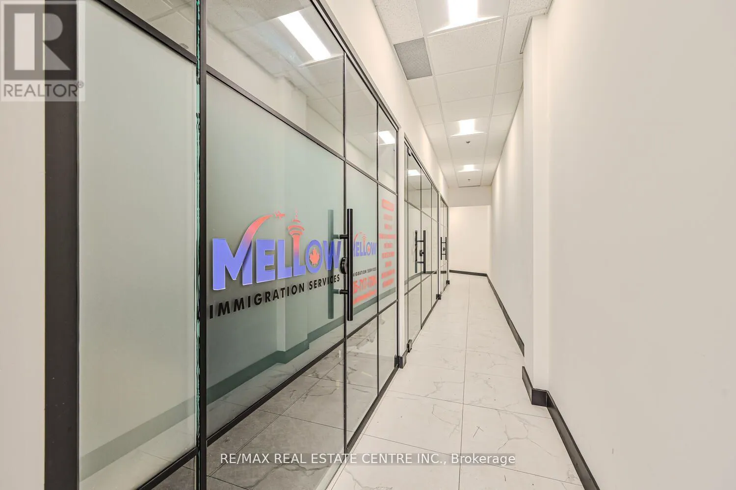 22 - 2565 STEELES AVENUE E