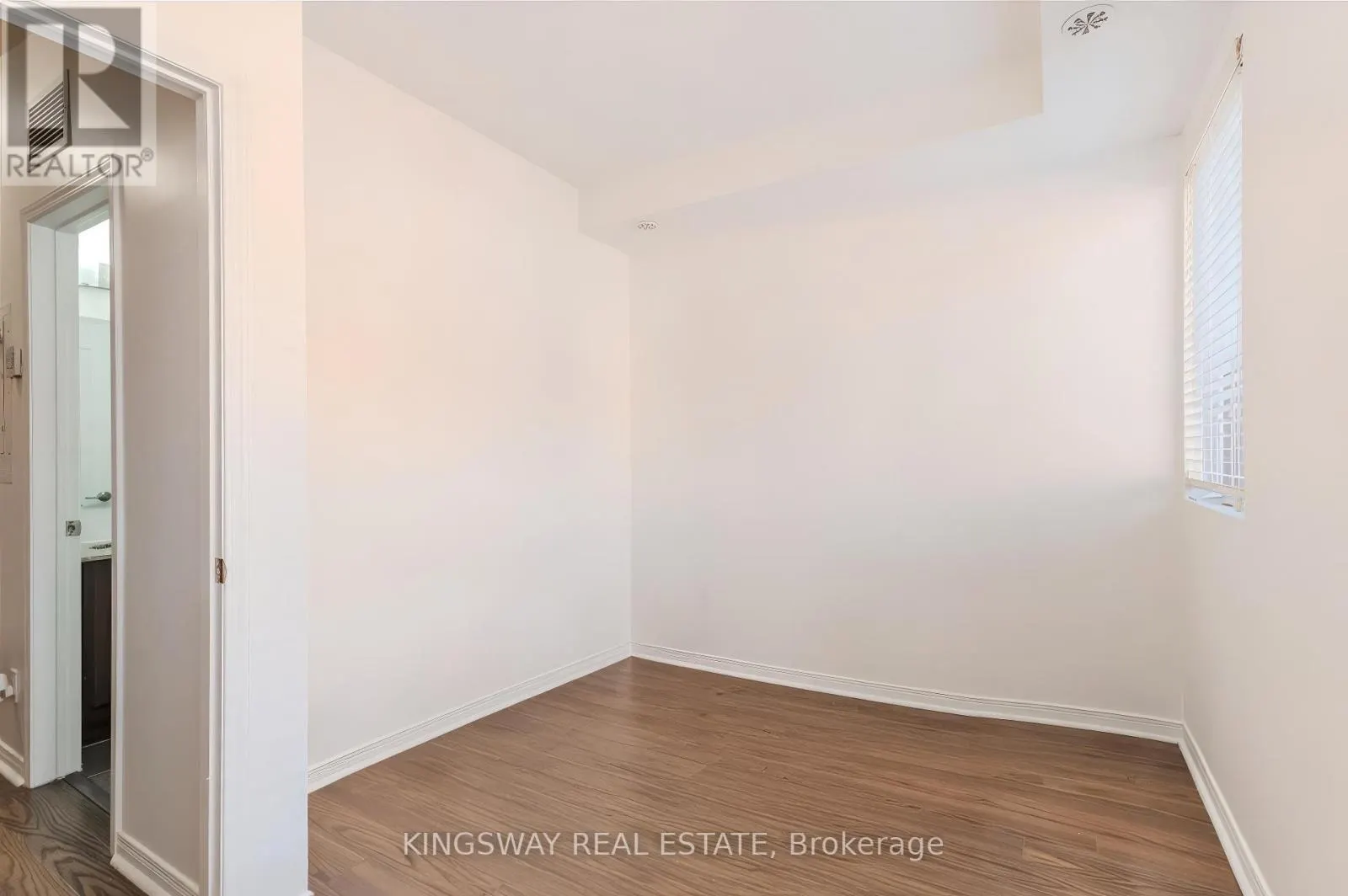 50 - 68 WINSTON PARK BOULEVARD