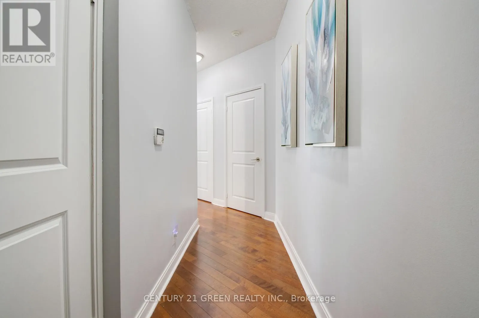 1207 - 80 ABSOLUTE AVENUE