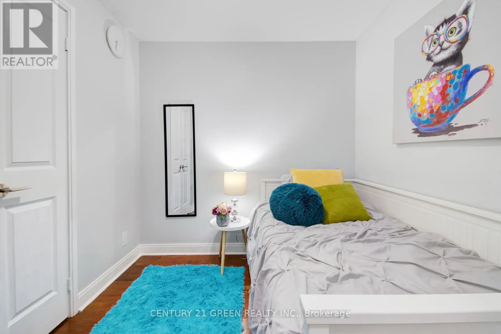 1207 - 80 ABSOLUTE AVENUE