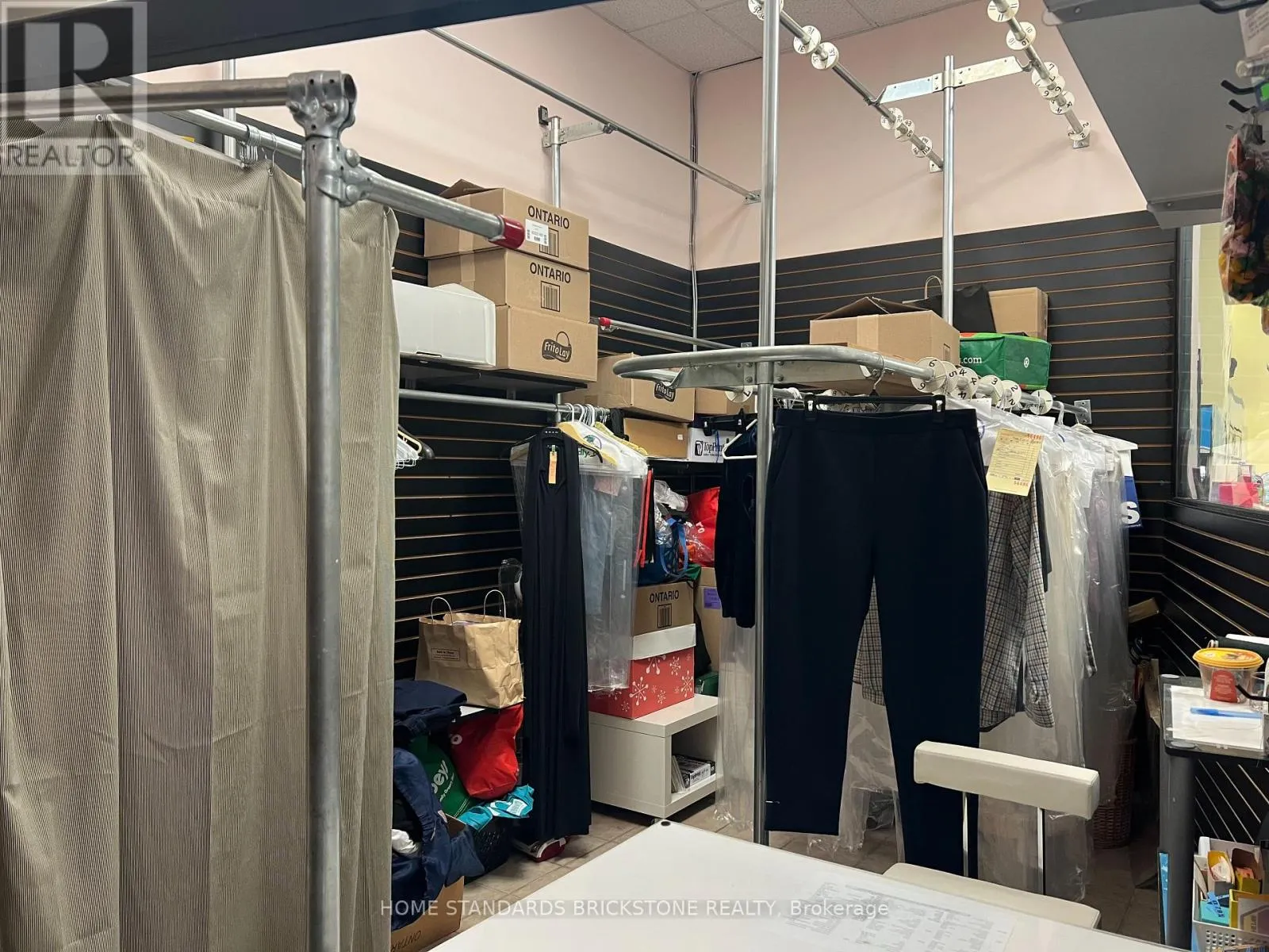 2 - 2045 LAKE SHORE BOULEVARD W