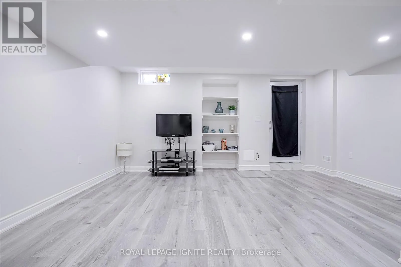 BSMT - 1257 ROPER DRIVE