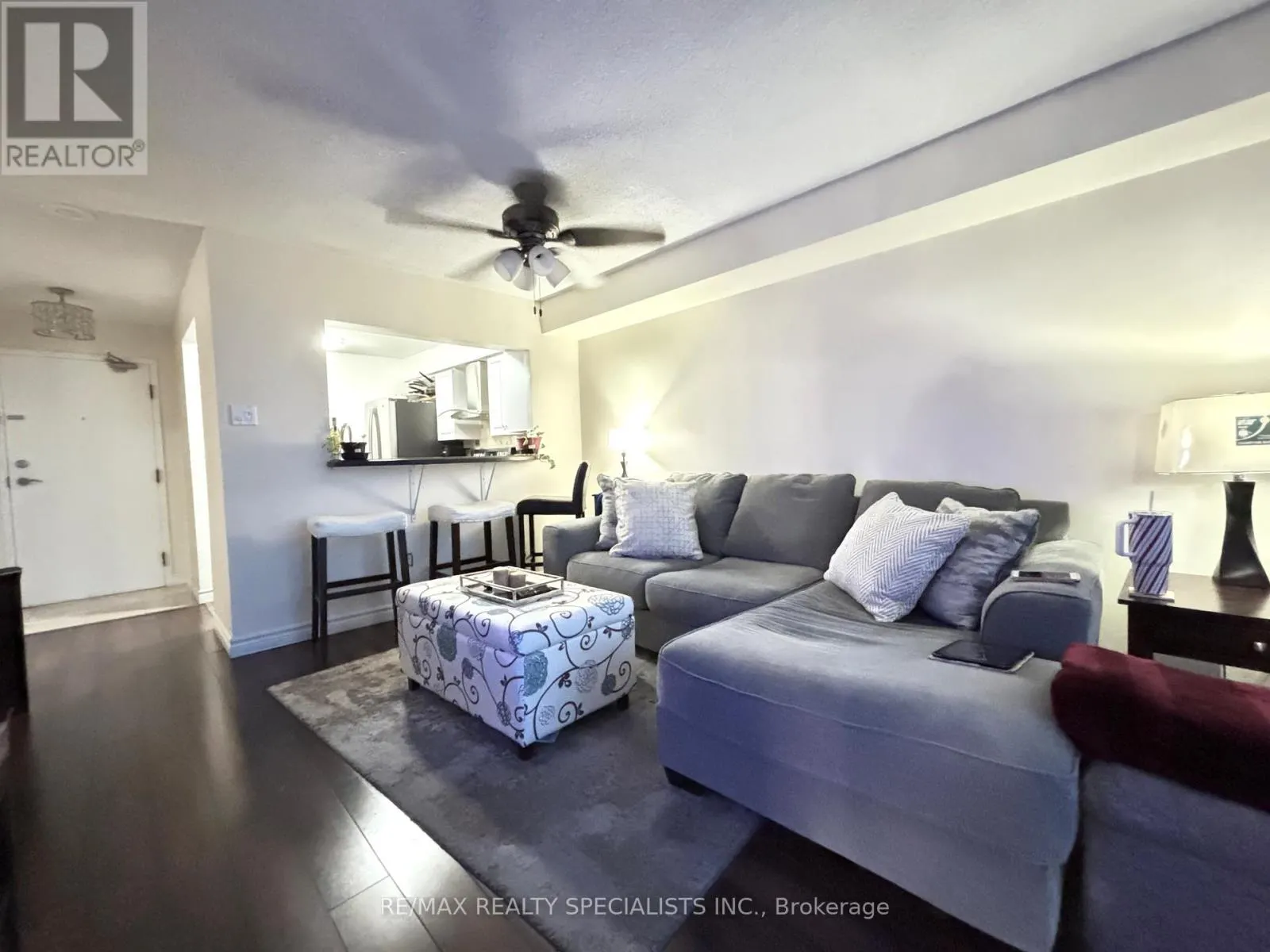 2206 - 330 RATHBURN ROAD W