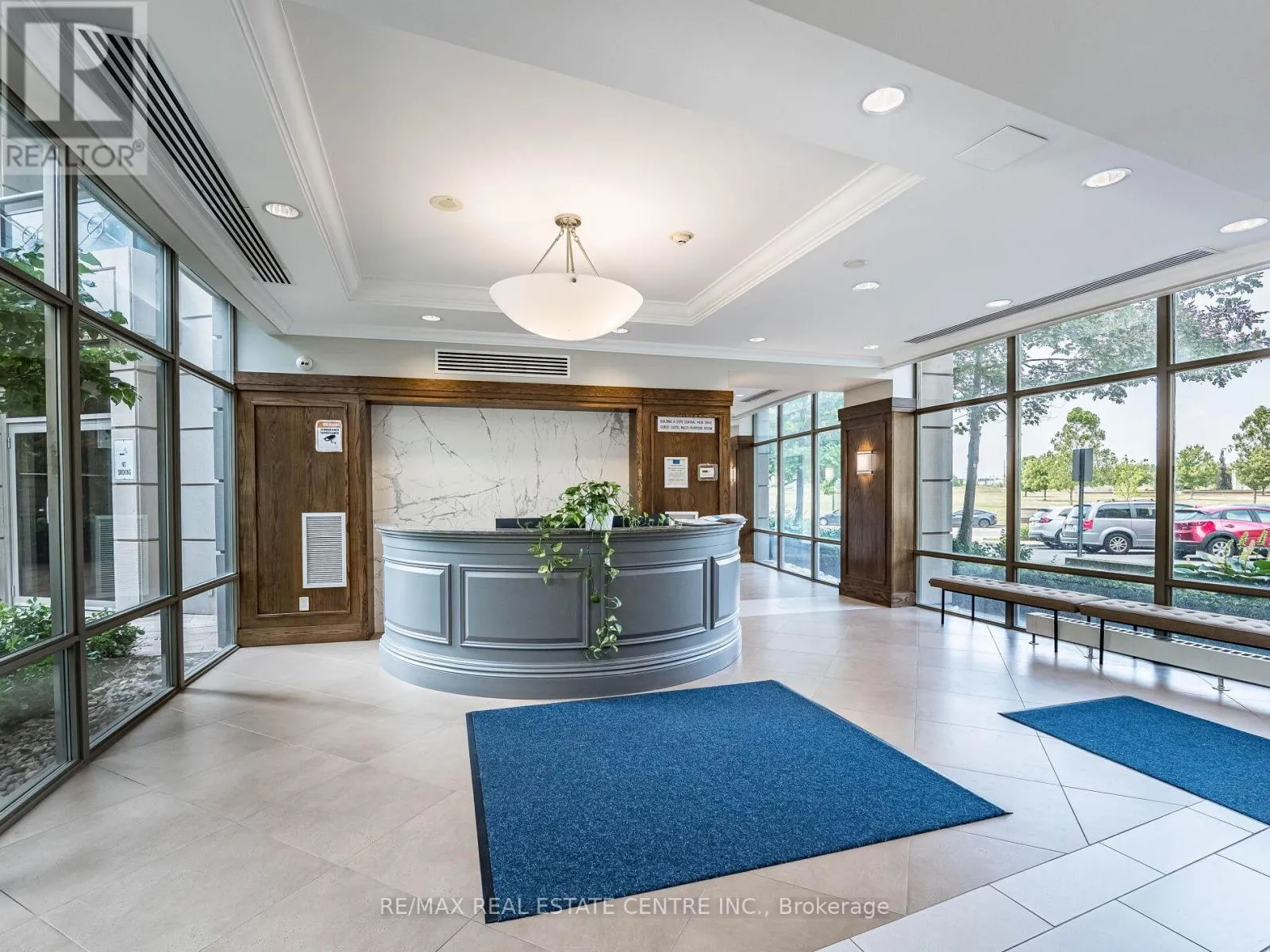 1102 - 2379 CENTRAL PARK DRIVE