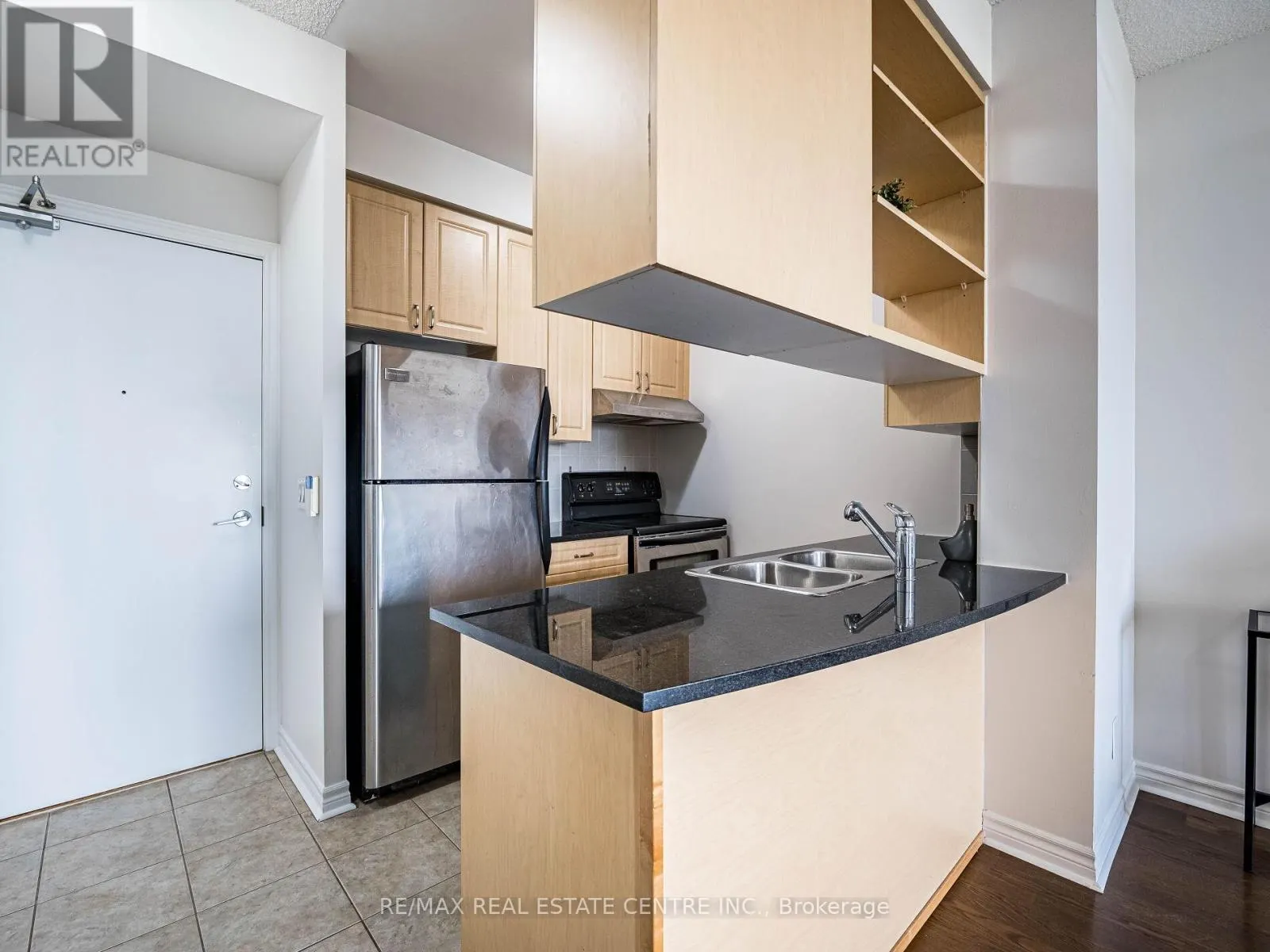 1102 - 2379 CENTRAL PARK DRIVE