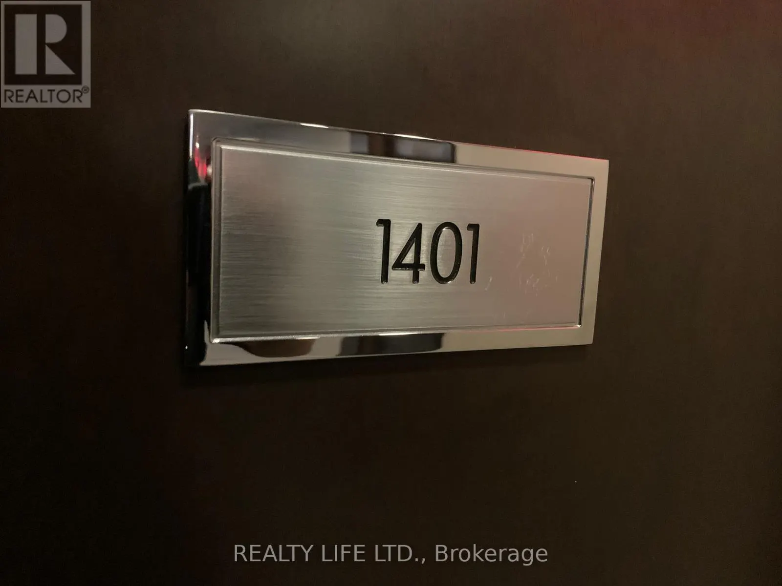 1401 - 60 ABSOLUTE AVENUE