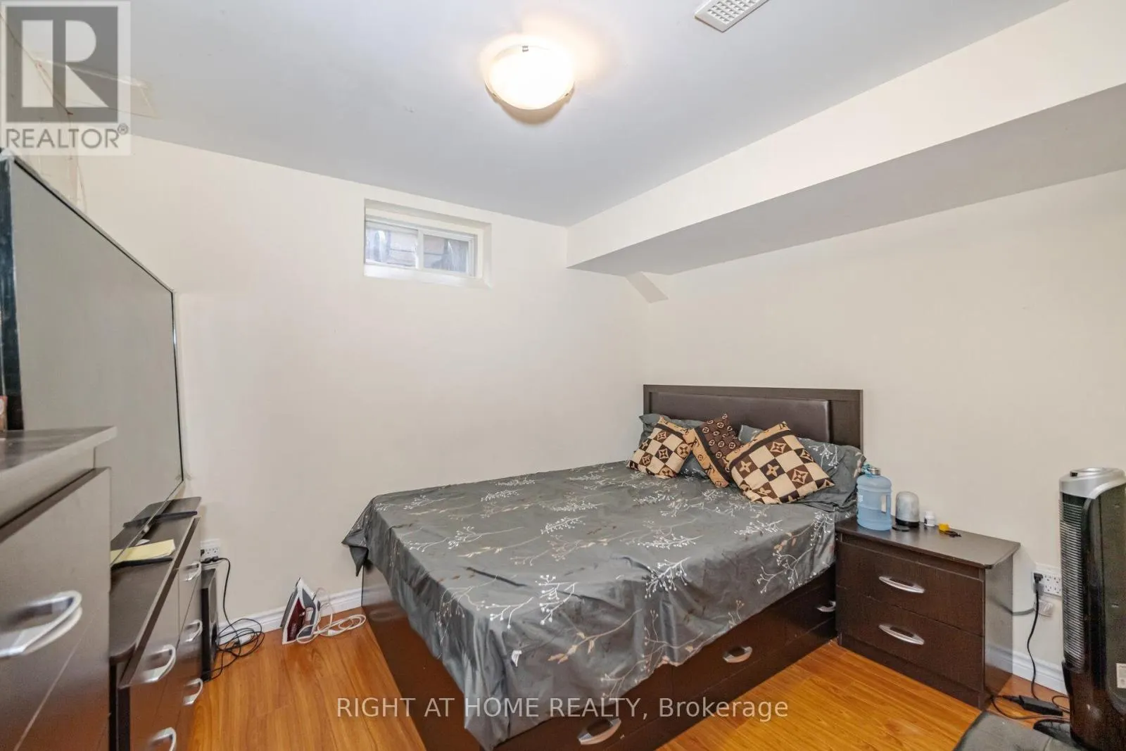 BASEMENT - 30 QUEEN MARY DRIVE