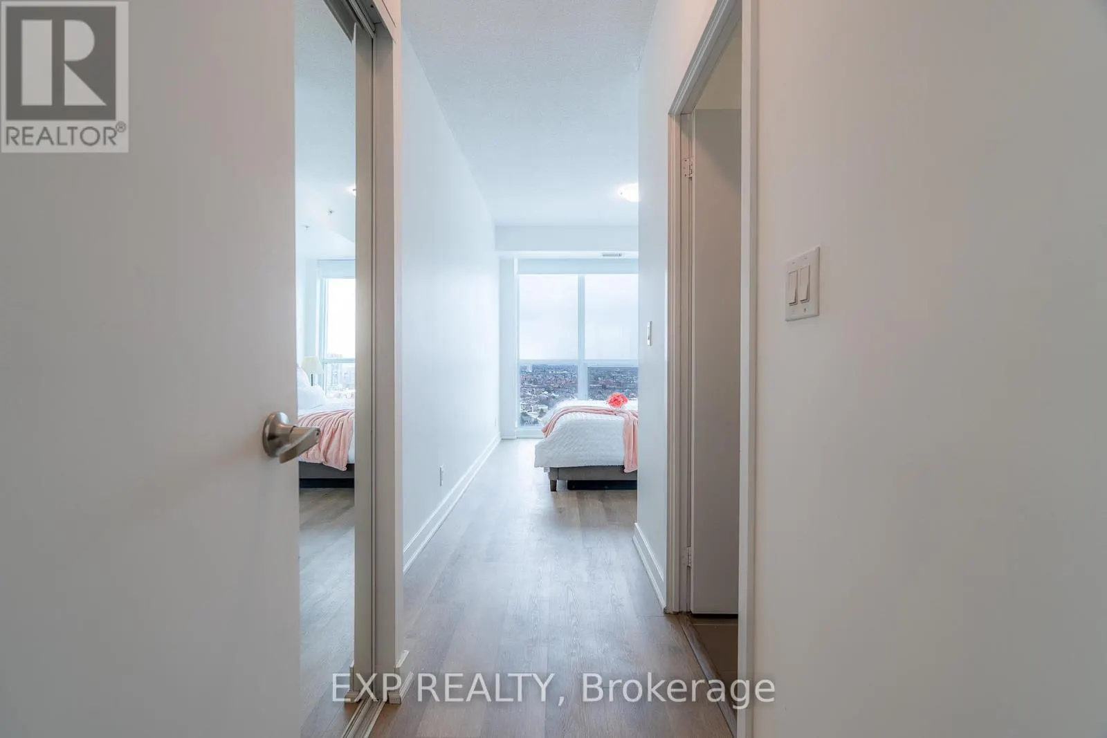 2008 - 3985 GRAND PARK DRIVE