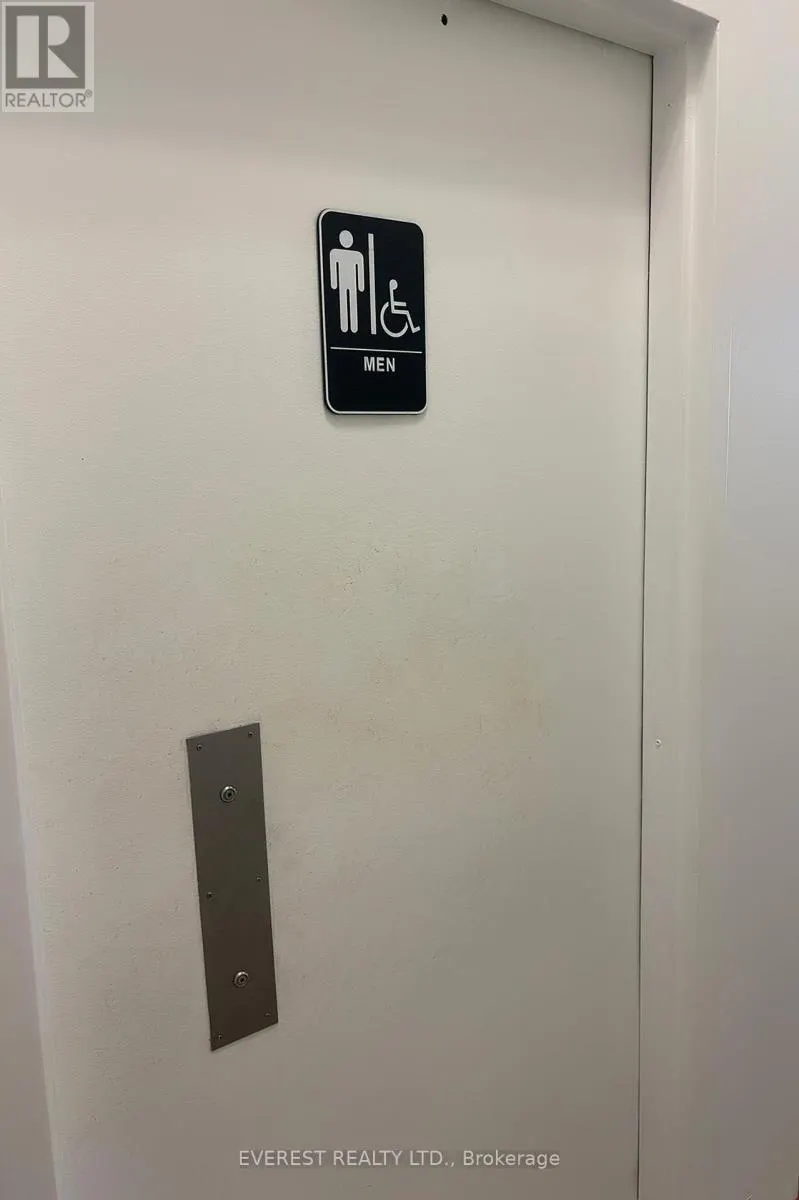 5 - 2388 FAIRVIEW STREET