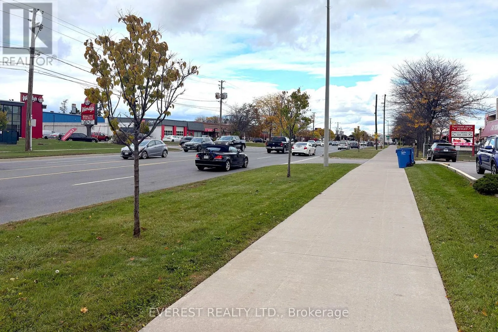 5 - 2388 FAIRVIEW STREET