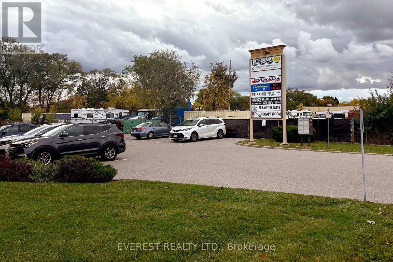 5 - 2388 FAIRVIEW STREET