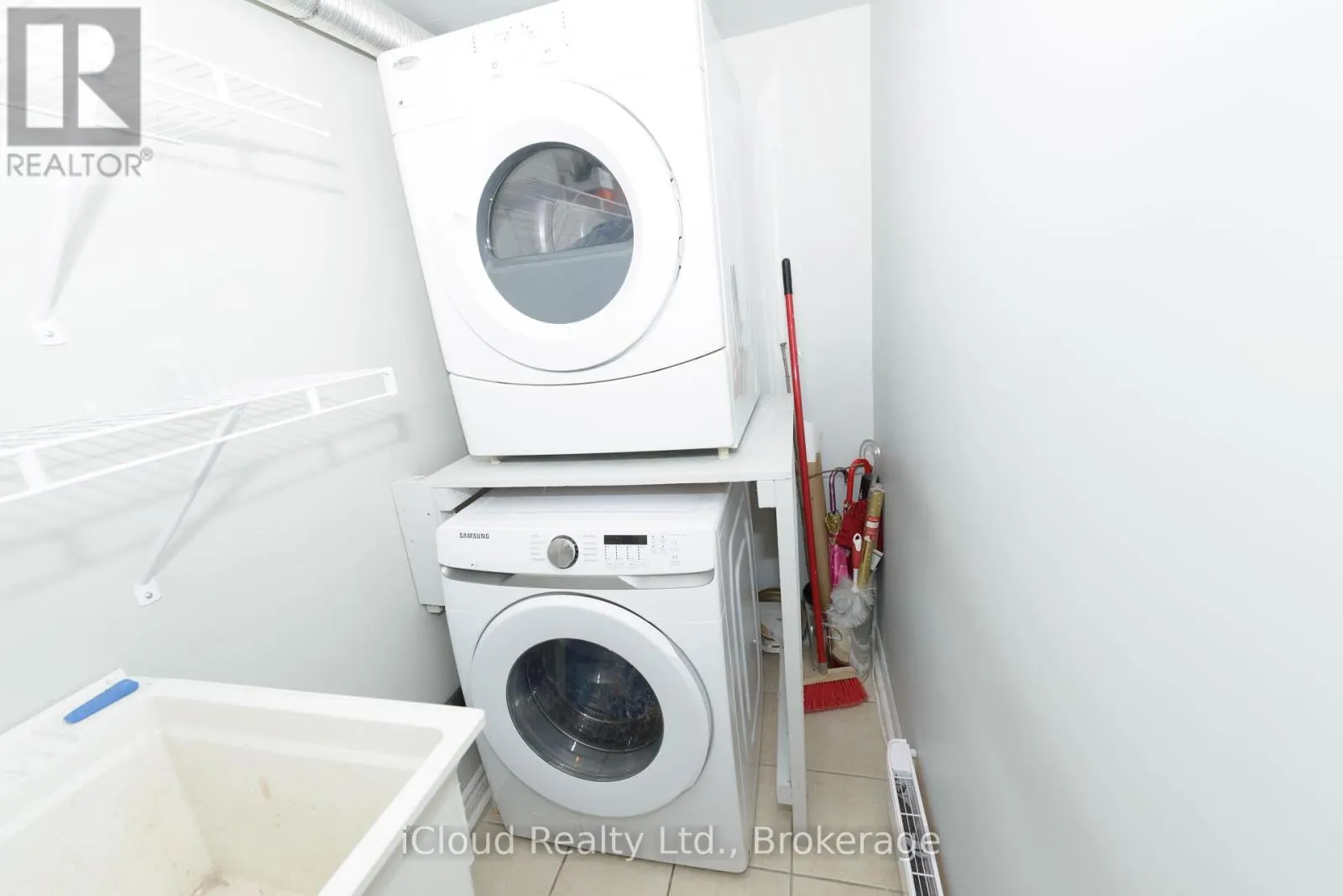 2 - 3765 KEENAN CRESCENT