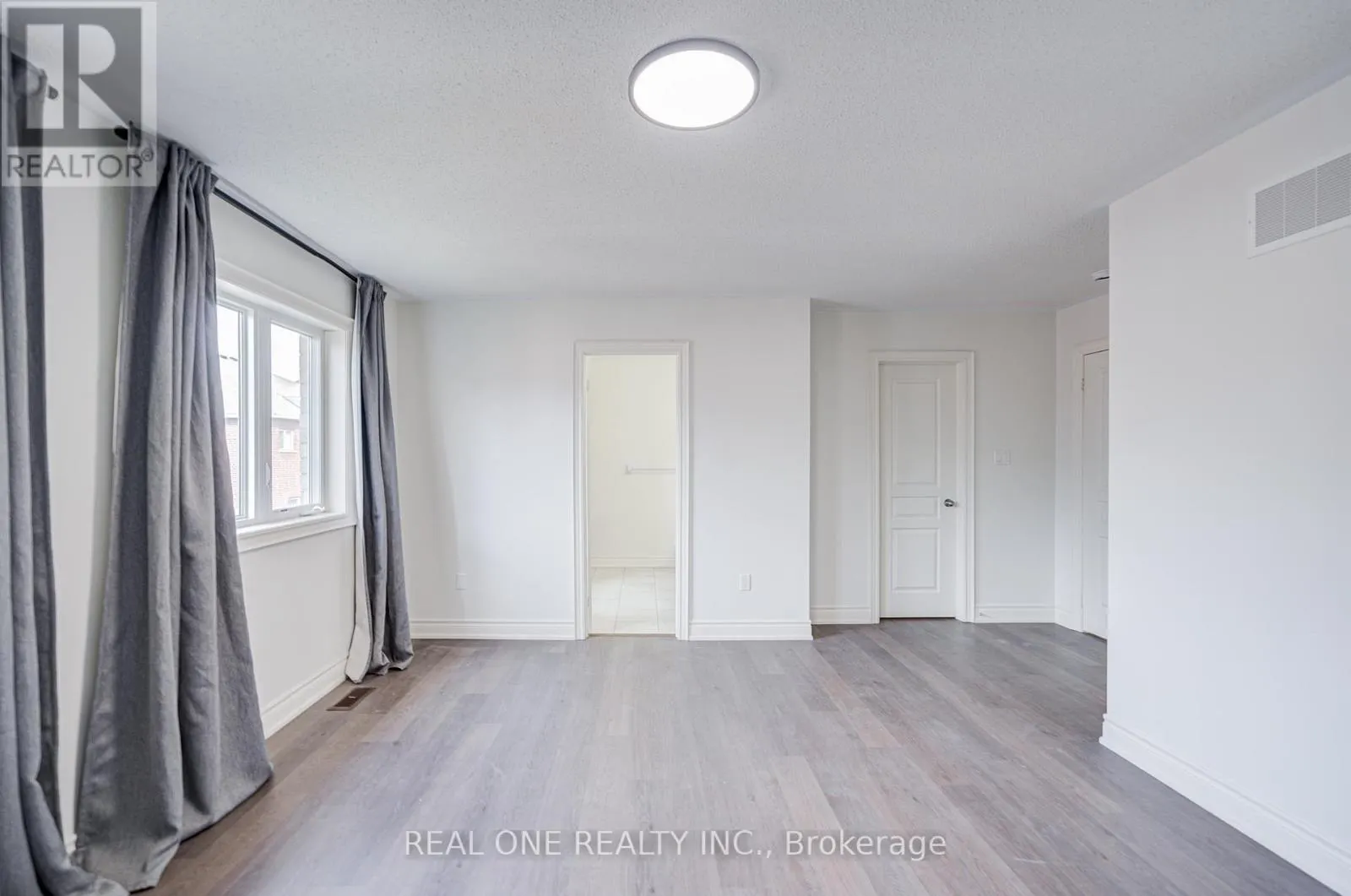 475 SILVER MAPLE ROAD