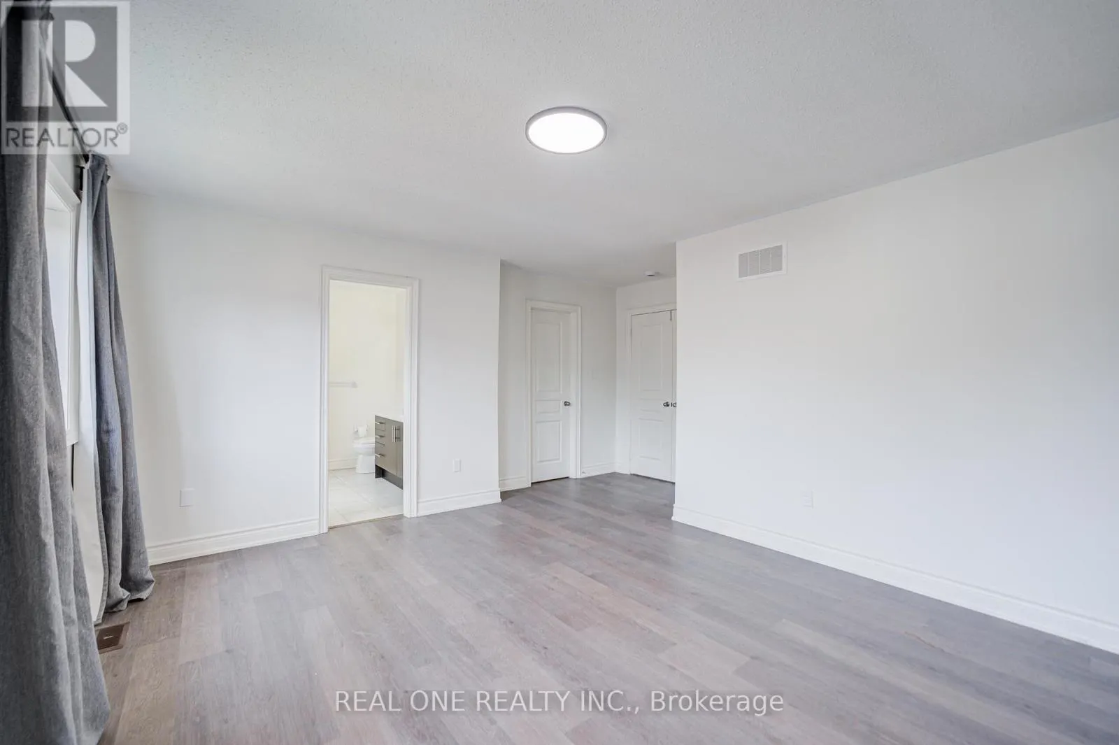 475 SILVER MAPLE ROAD