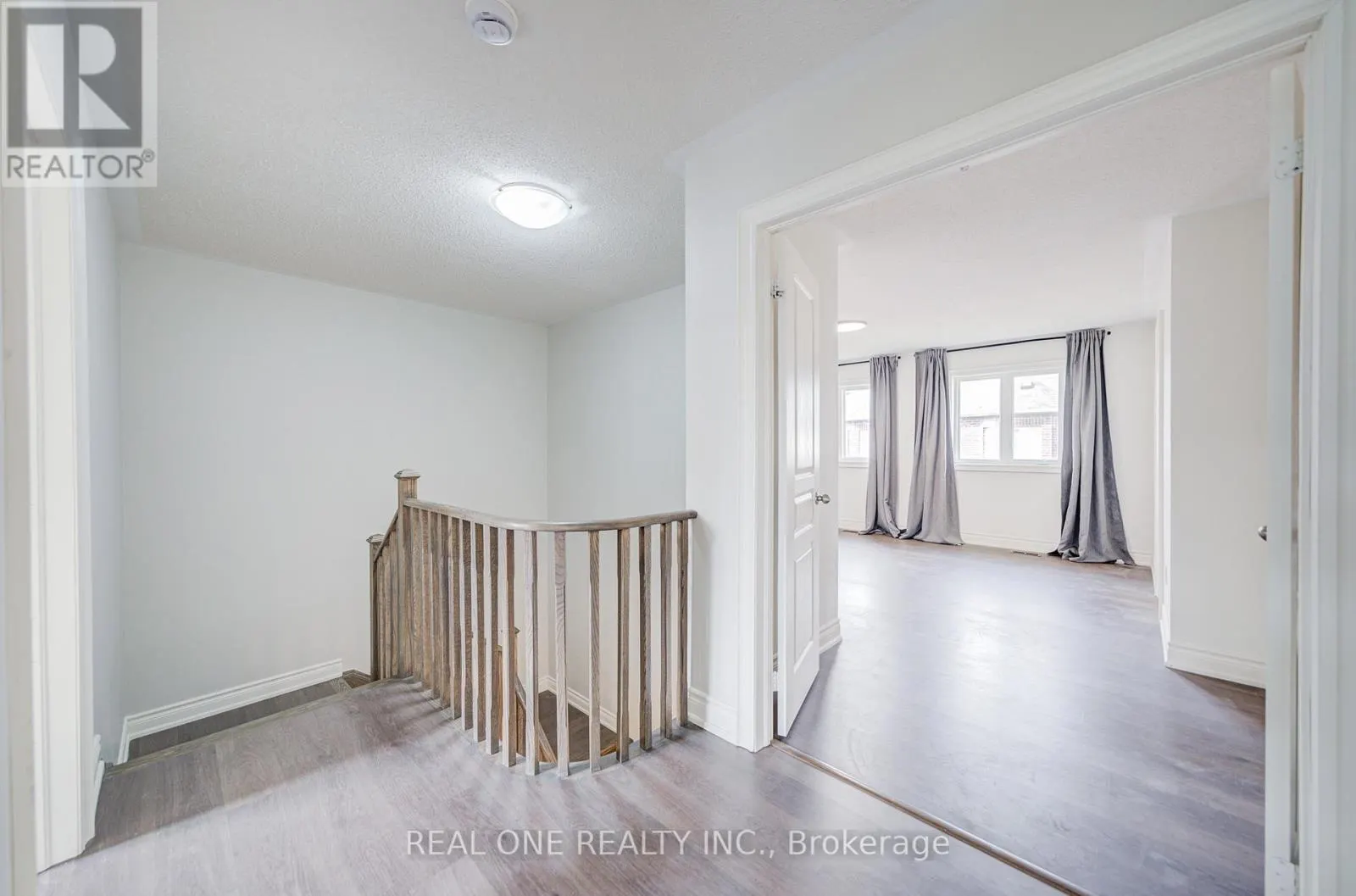 475 SILVER MAPLE ROAD