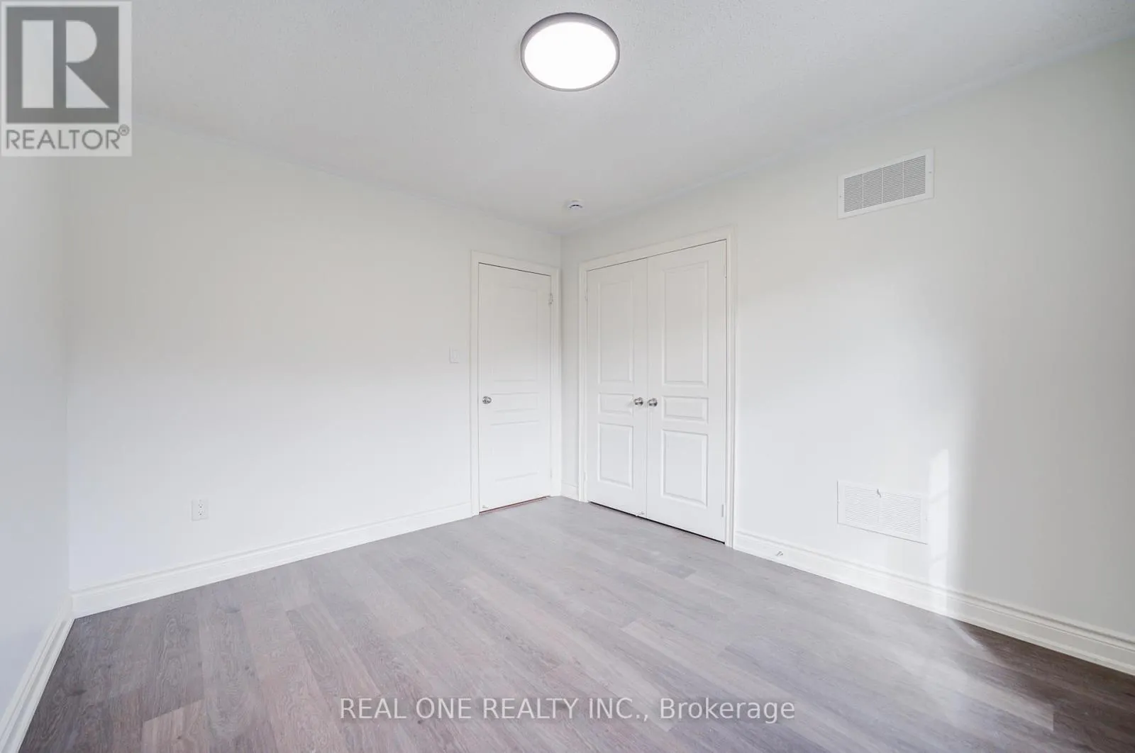 475 SILVER MAPLE ROAD