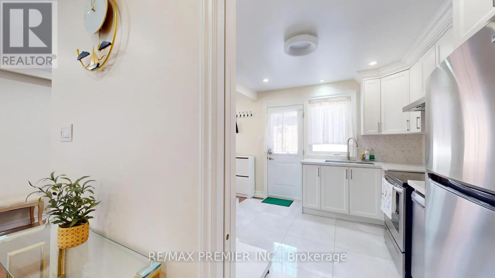 236 THISTLE DOWN BOULEVARD