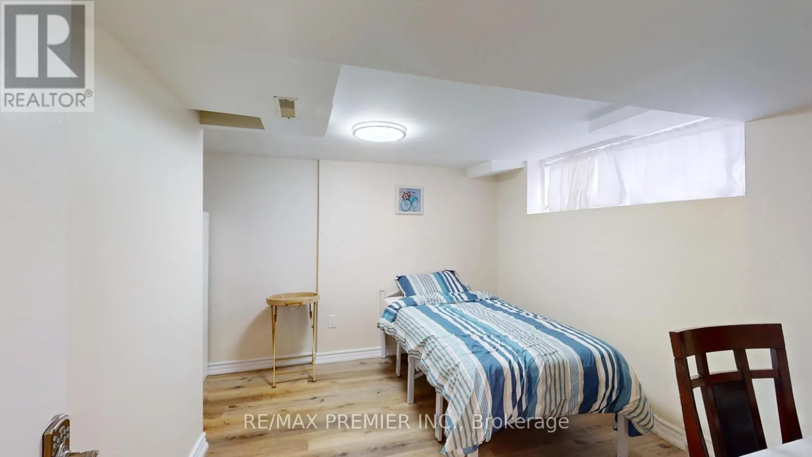 236 THISTLE DOWN BOULEVARD