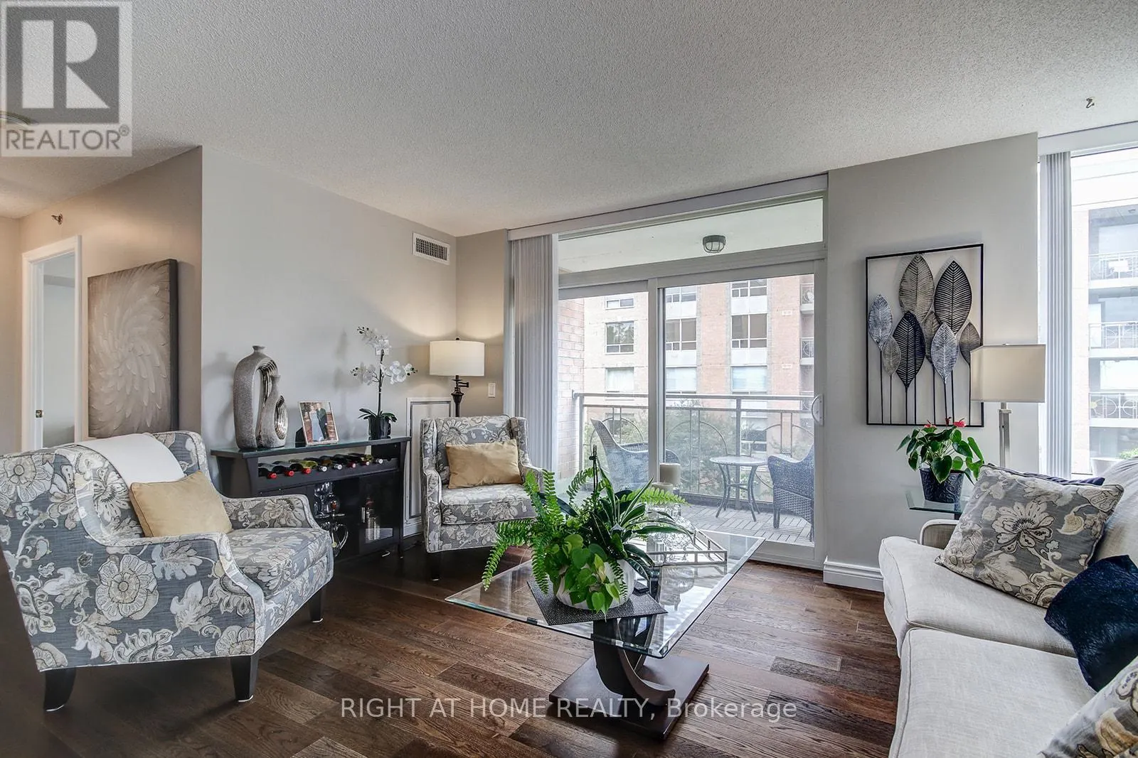 1301 - 100 BURLOAK DRIVE