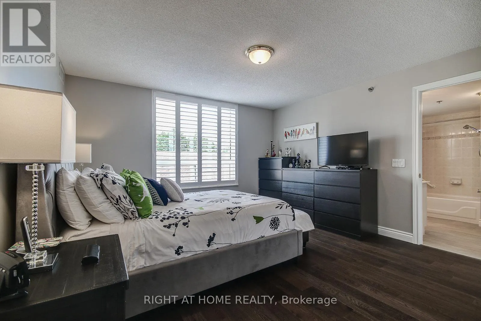 1301 - 100 BURLOAK DRIVE