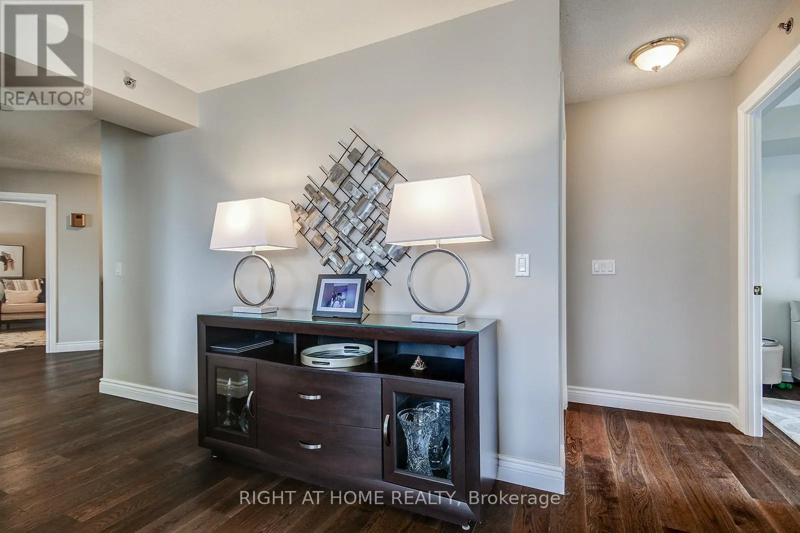 1301 - 100 BURLOAK DRIVE