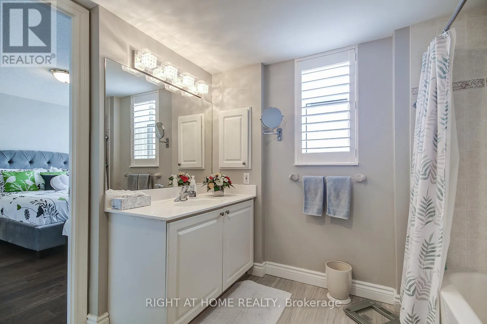 1301 - 100 BURLOAK DRIVE