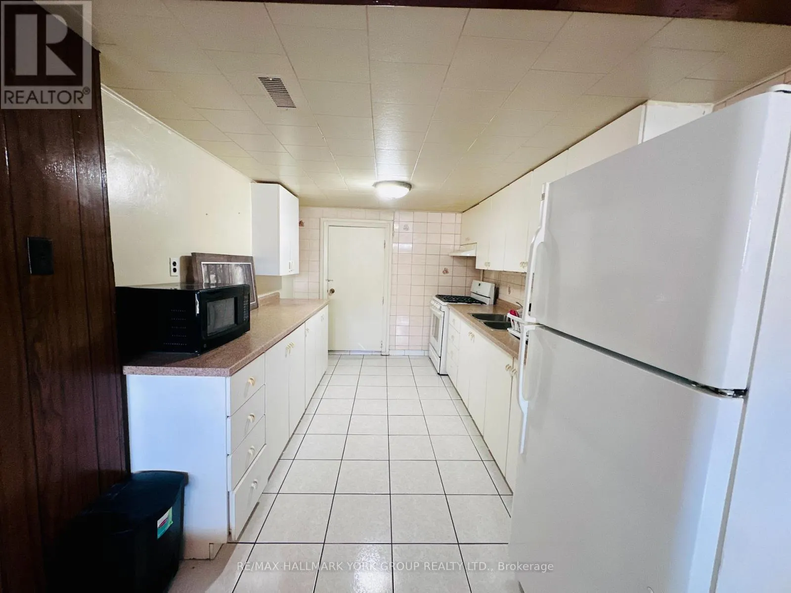 BASEMENT - 29 PETERDALE ROAD