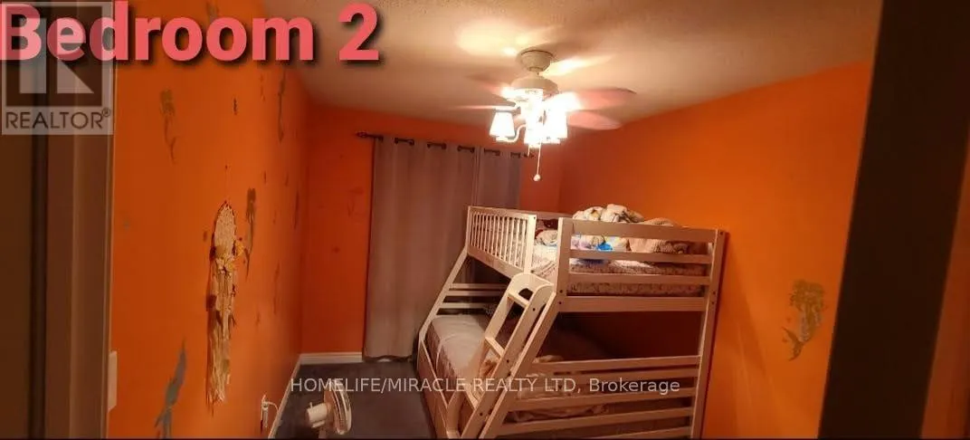 3 DORIS PAWLEY CRESCENT