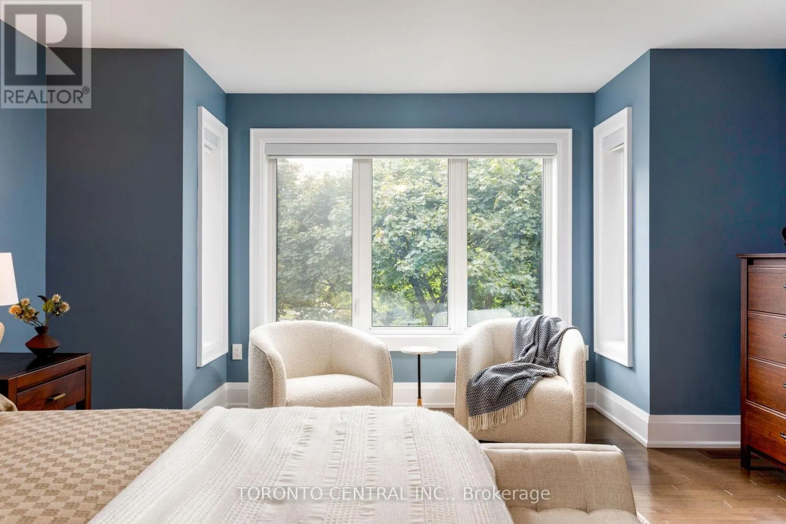 9 CHIMNEY SWIFT COURT