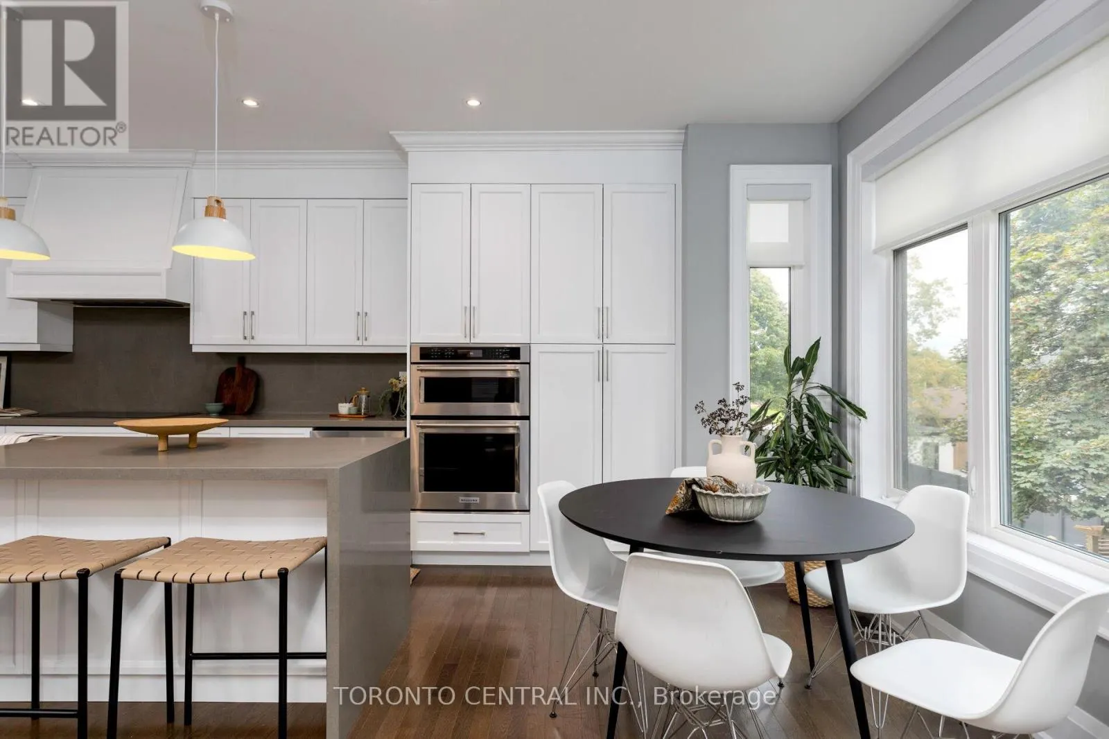 9 CHIMNEY SWIFT COURT