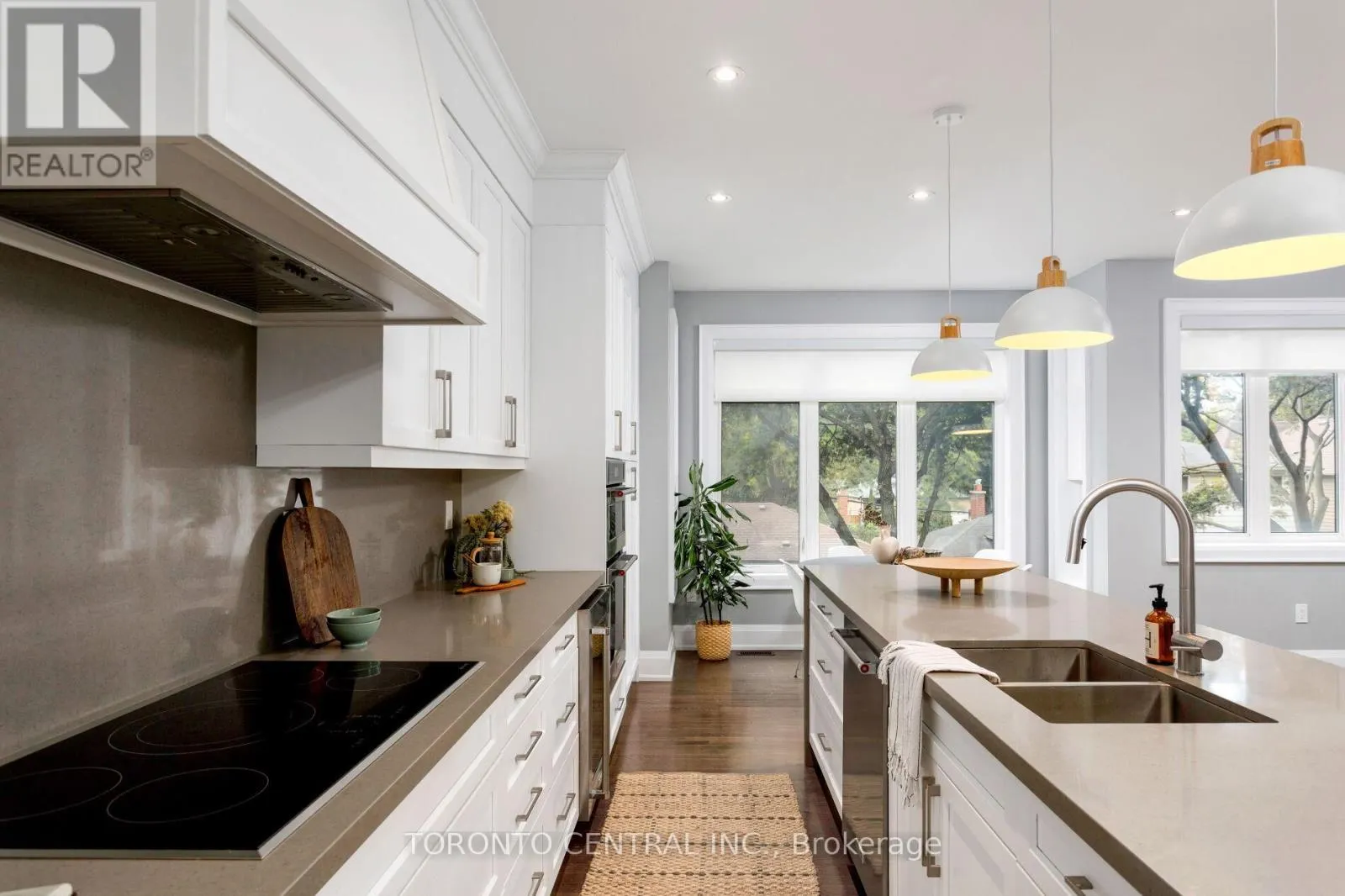 9 CHIMNEY SWIFT COURT