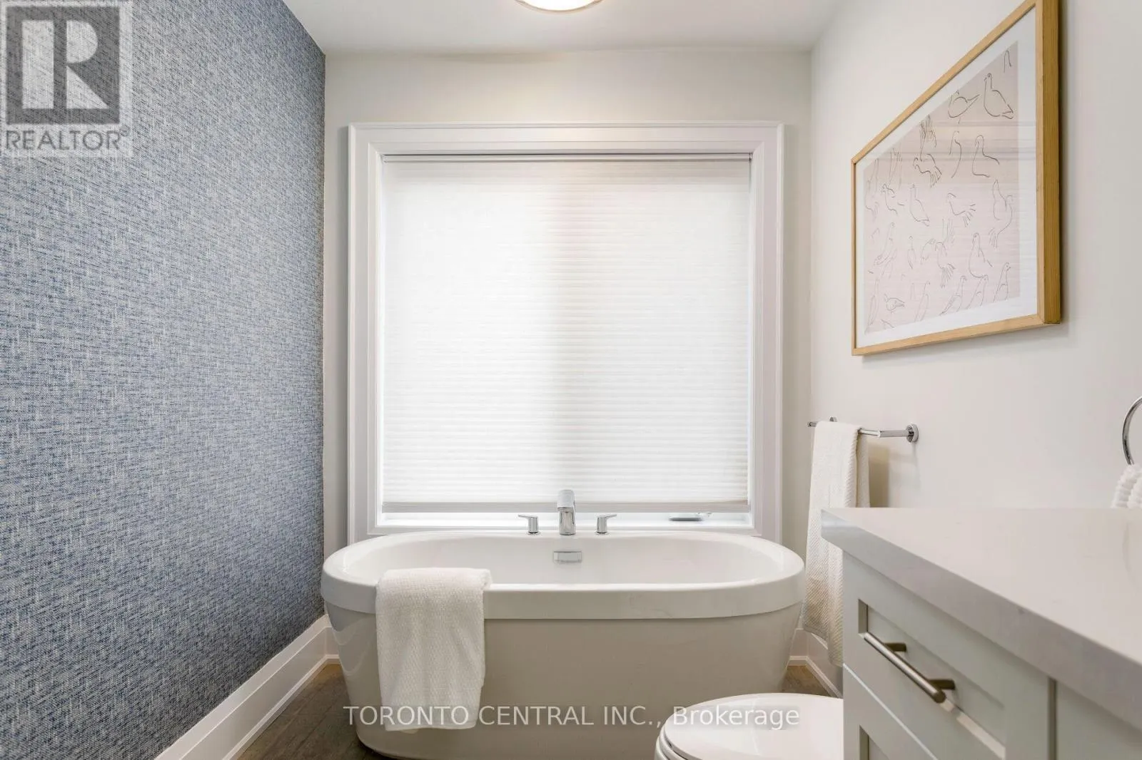 9 CHIMNEY SWIFT COURT