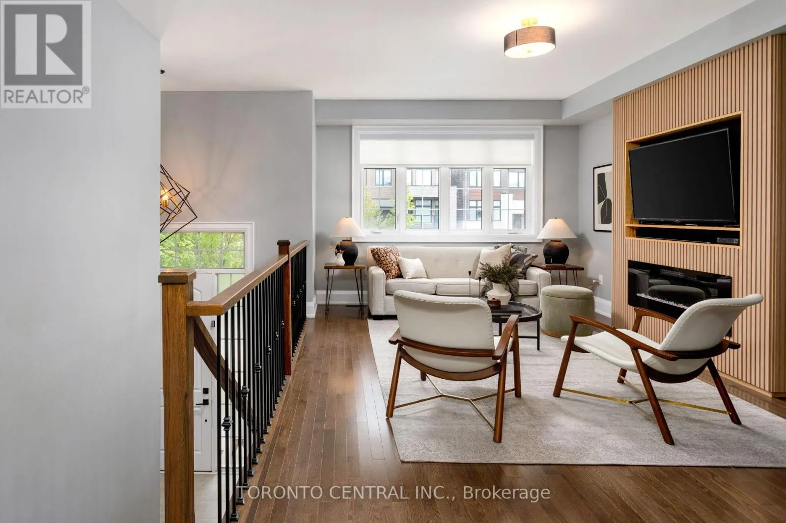 9 CHIMNEY SWIFT COURT