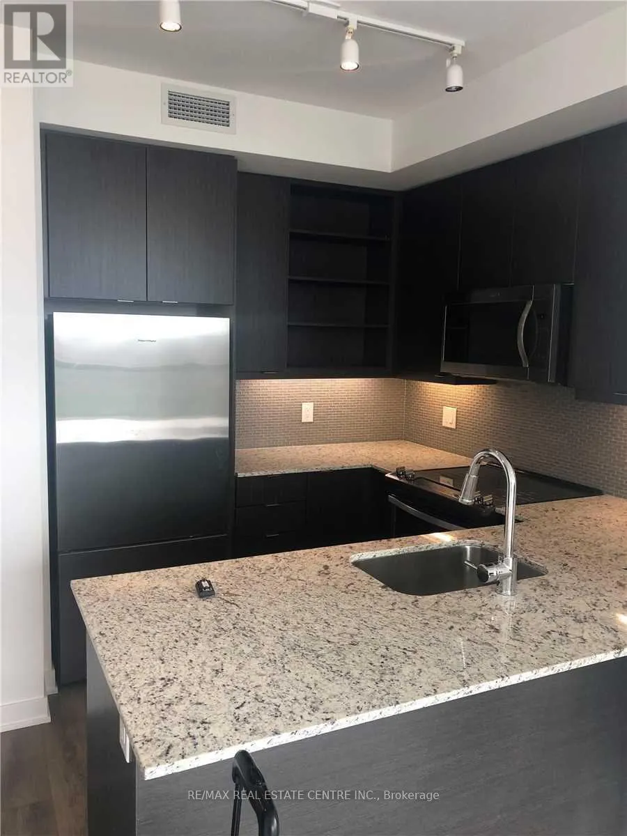 PH09 - 4633 GLEN ERIN DRIVE