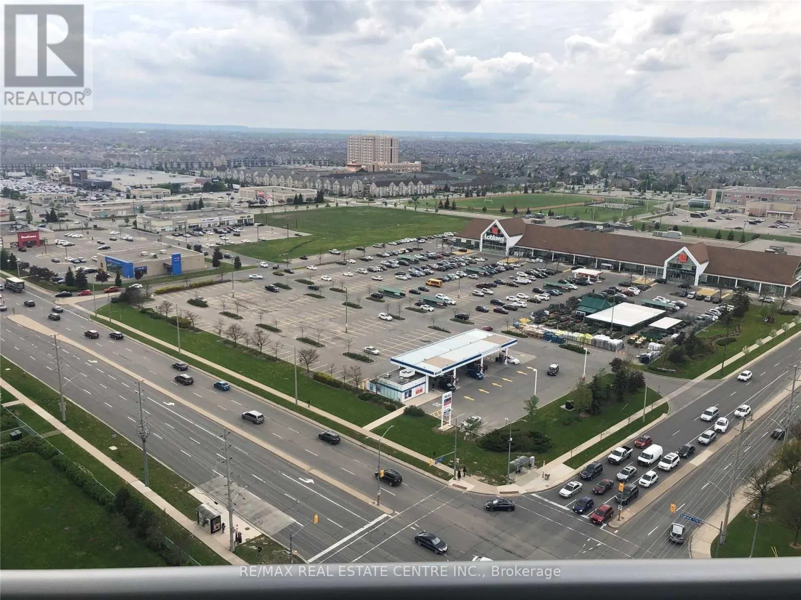 PH09 - 4633 GLEN ERIN DRIVE