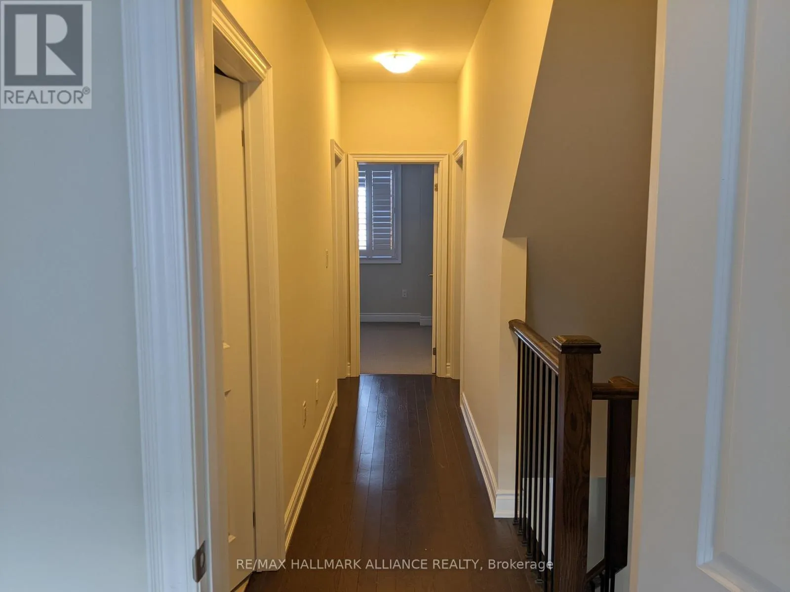 27 - 2184 TRAFALGAR ROAD