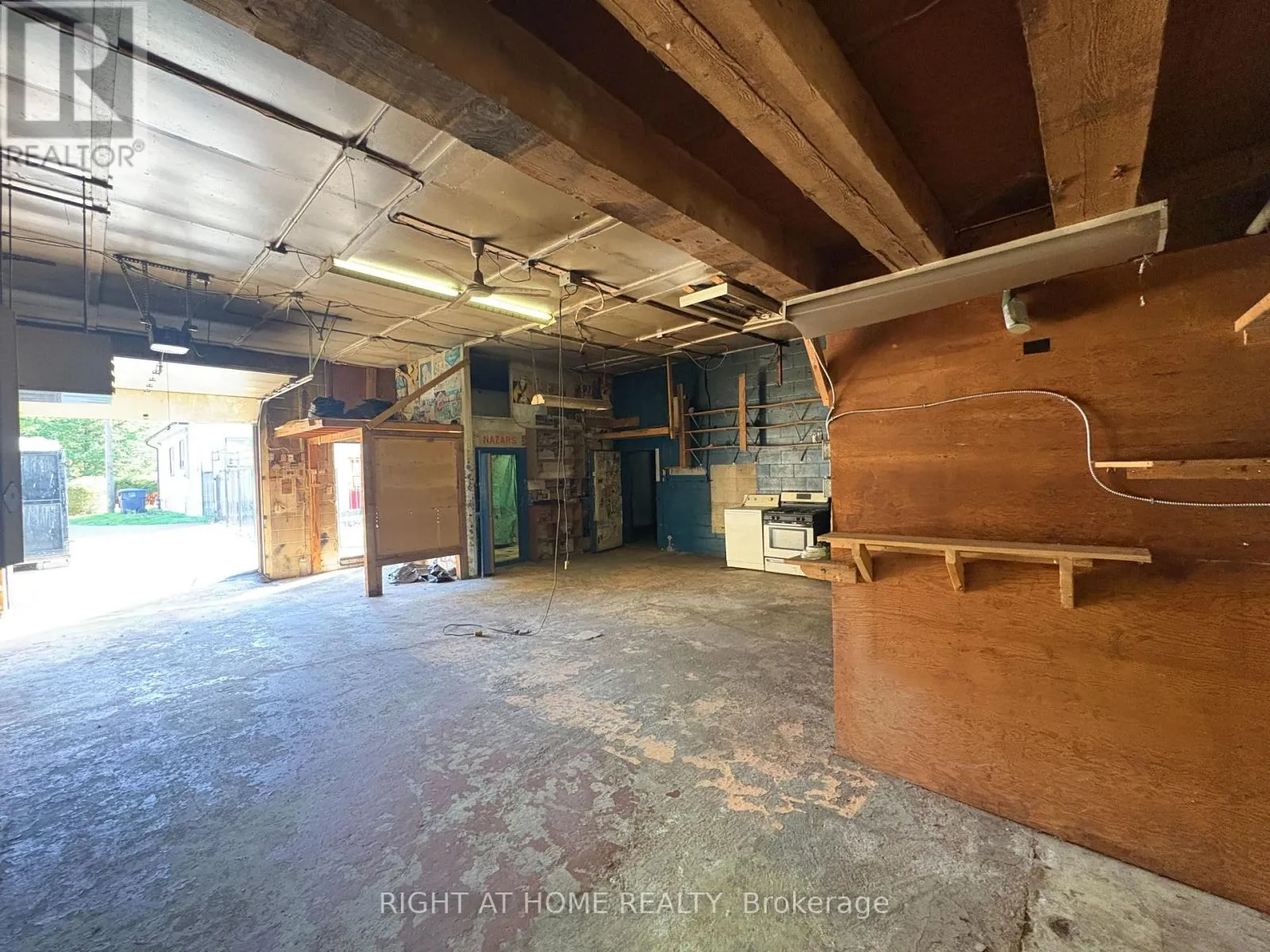 GARAGE - 779 INDIAN ROAD