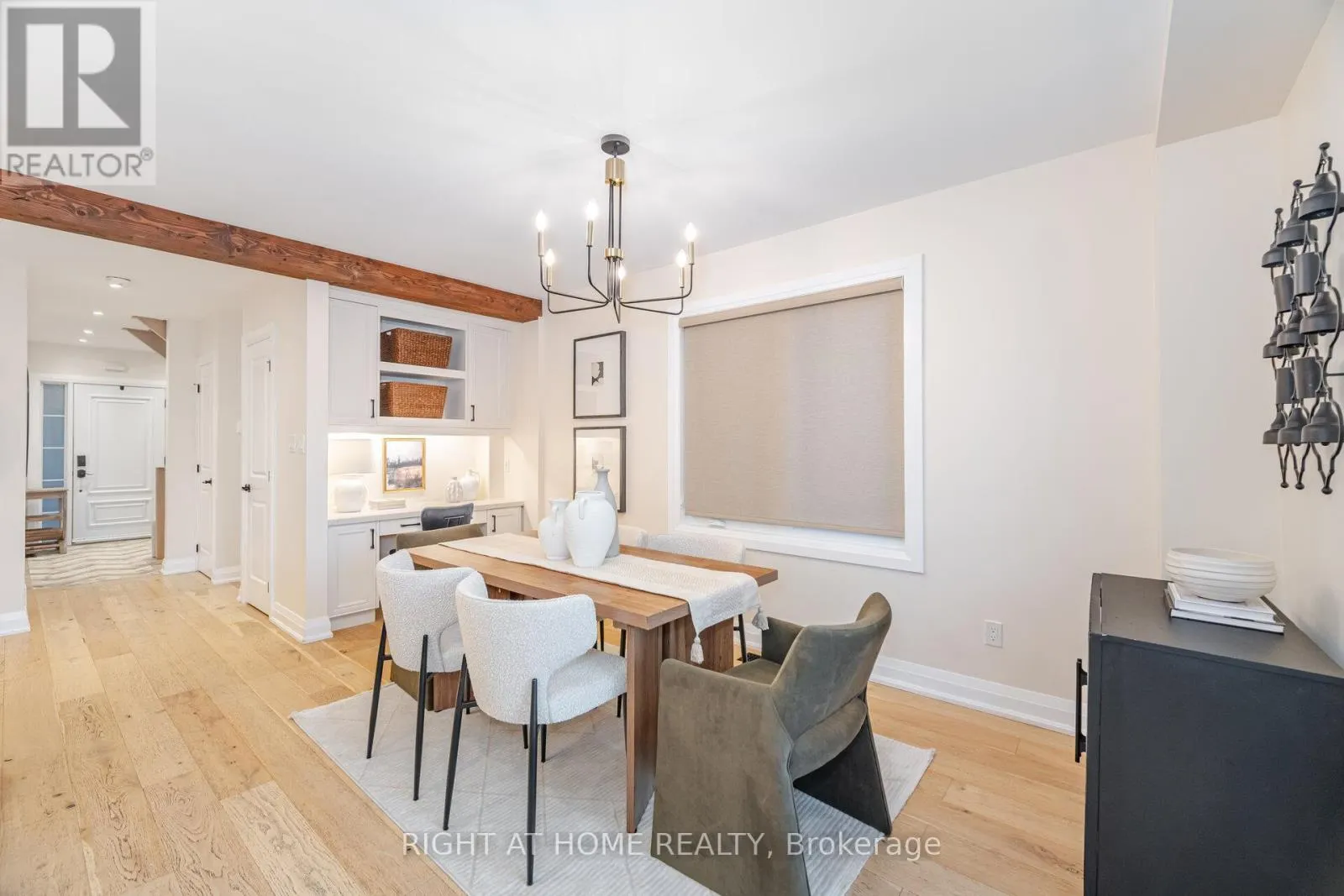 28 FORTY FIRST STREET