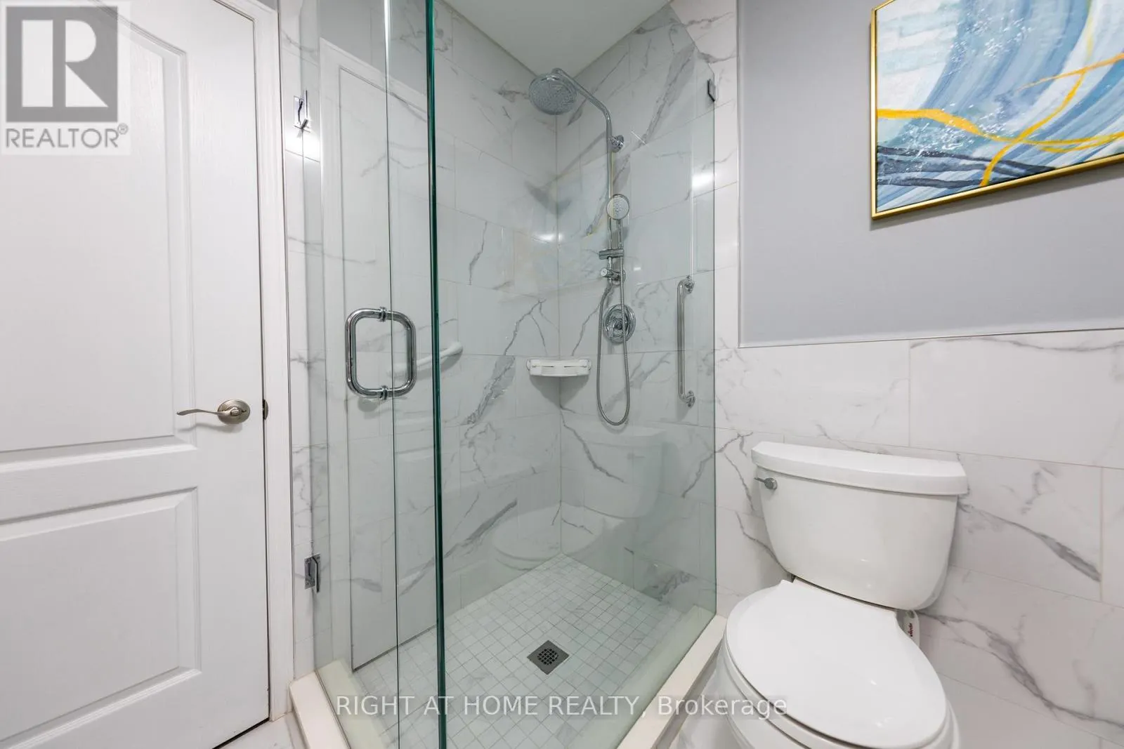 111 - 1276 MAPLE CROSSING BOULEVARD