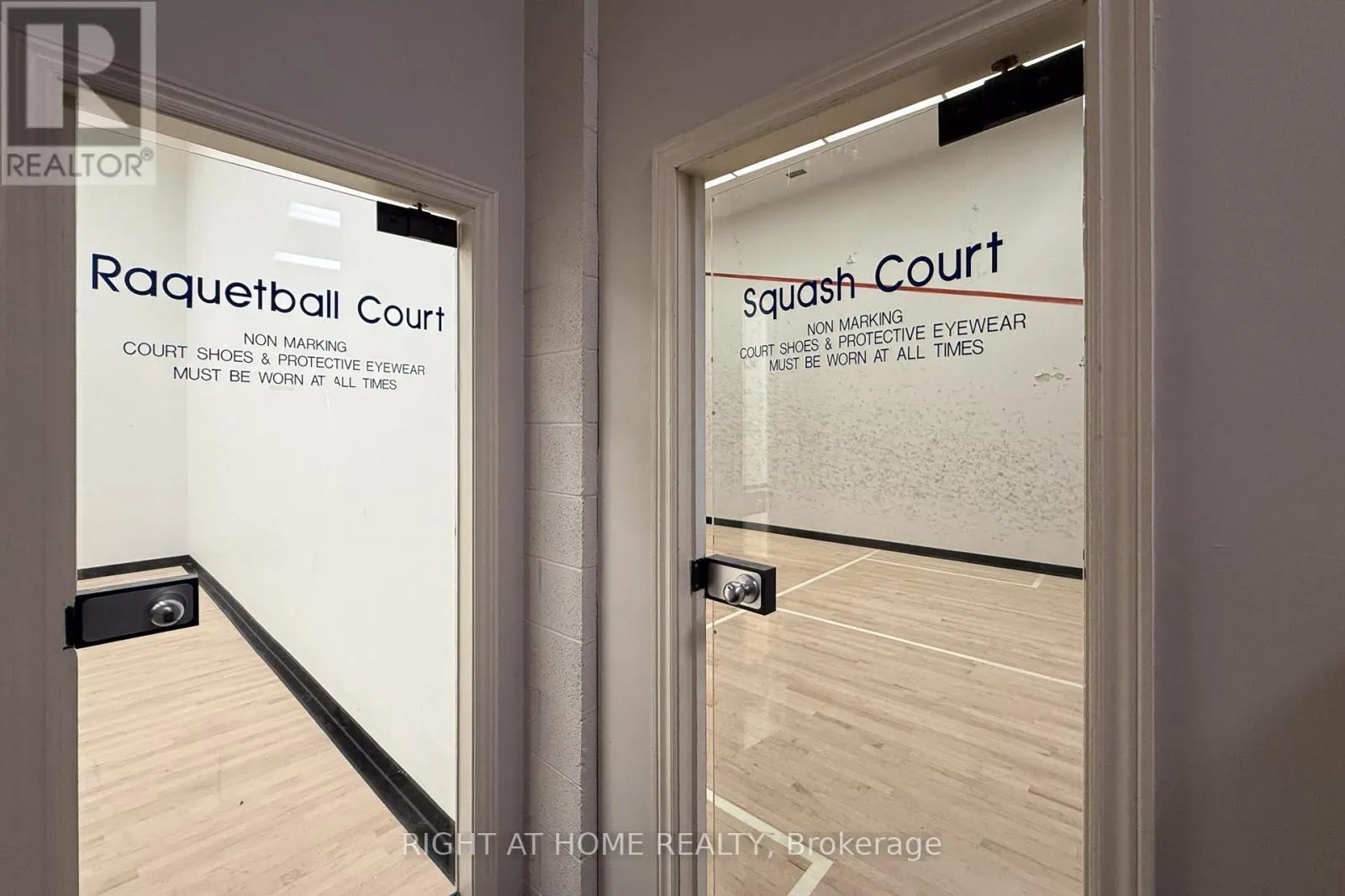 111 - 1276 MAPLE CROSSING BOULEVARD