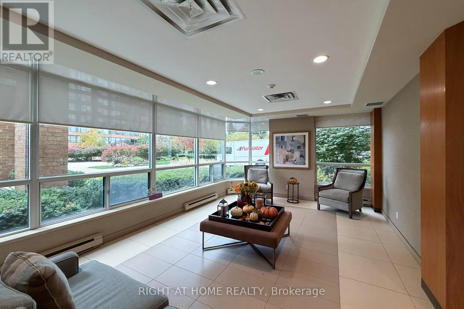 111 - 1276 MAPLE CROSSING BOULEVARD