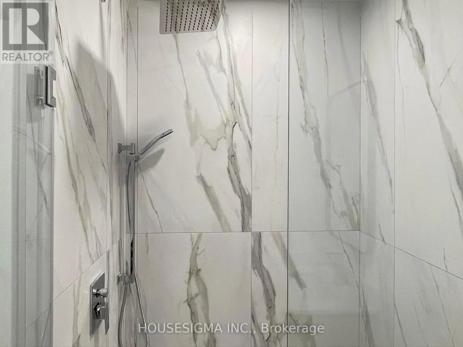 LOWER - 243 WINDERMERE AVENUE