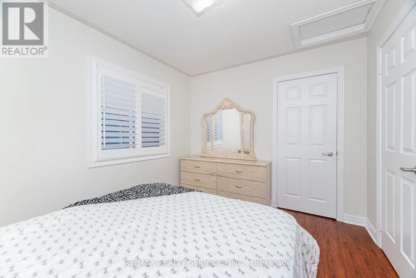 7 BLUE DIAMOND DRIVE