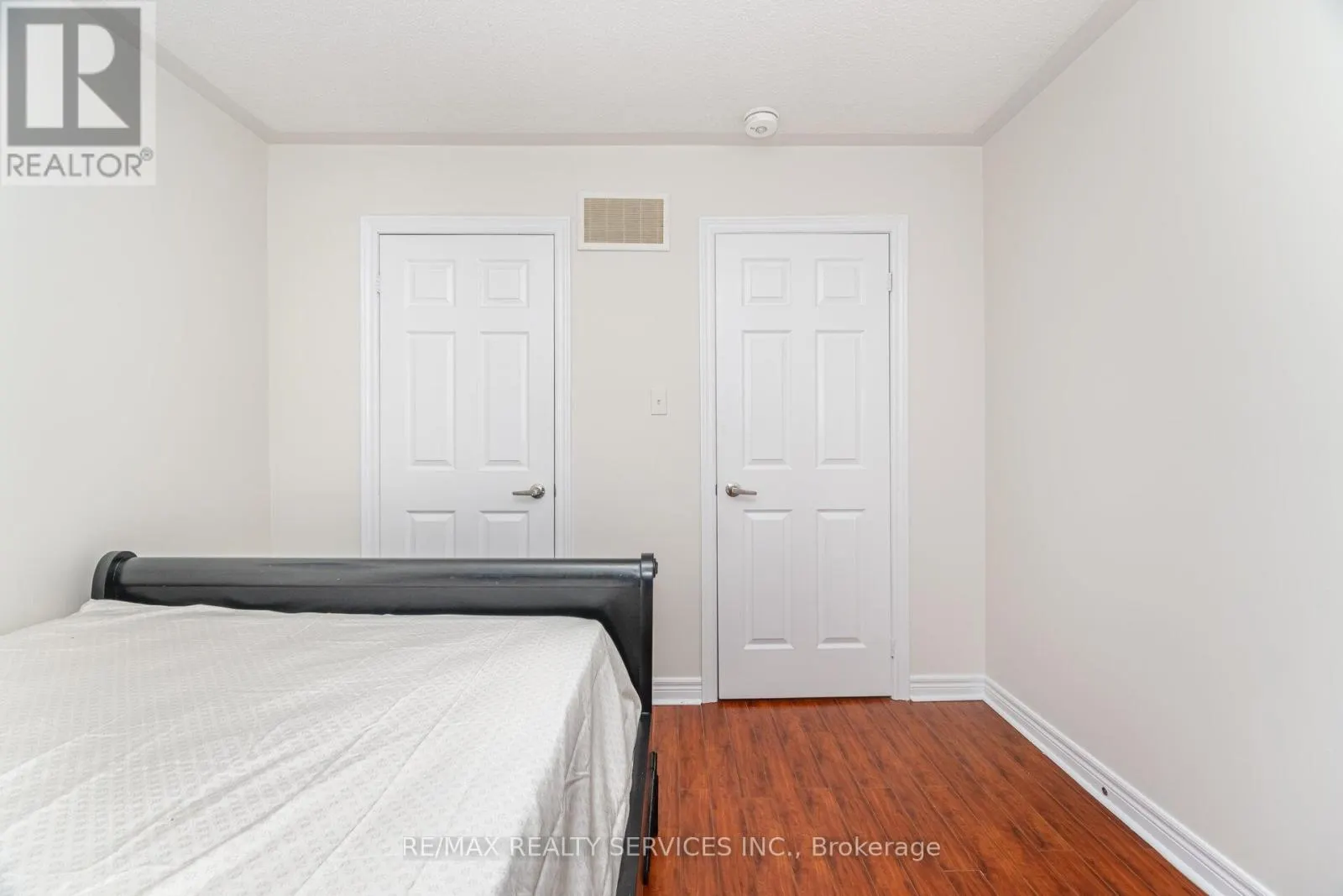 7 BLUE DIAMOND DRIVE