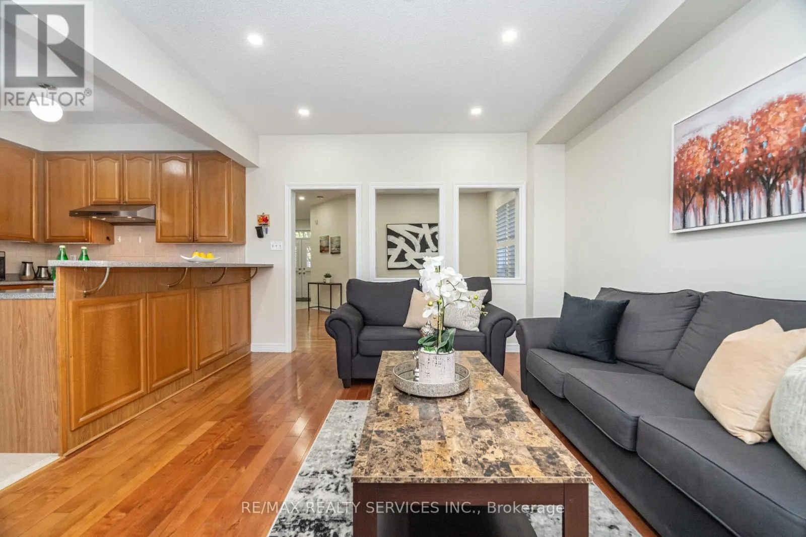 7 BLUE DIAMOND DRIVE