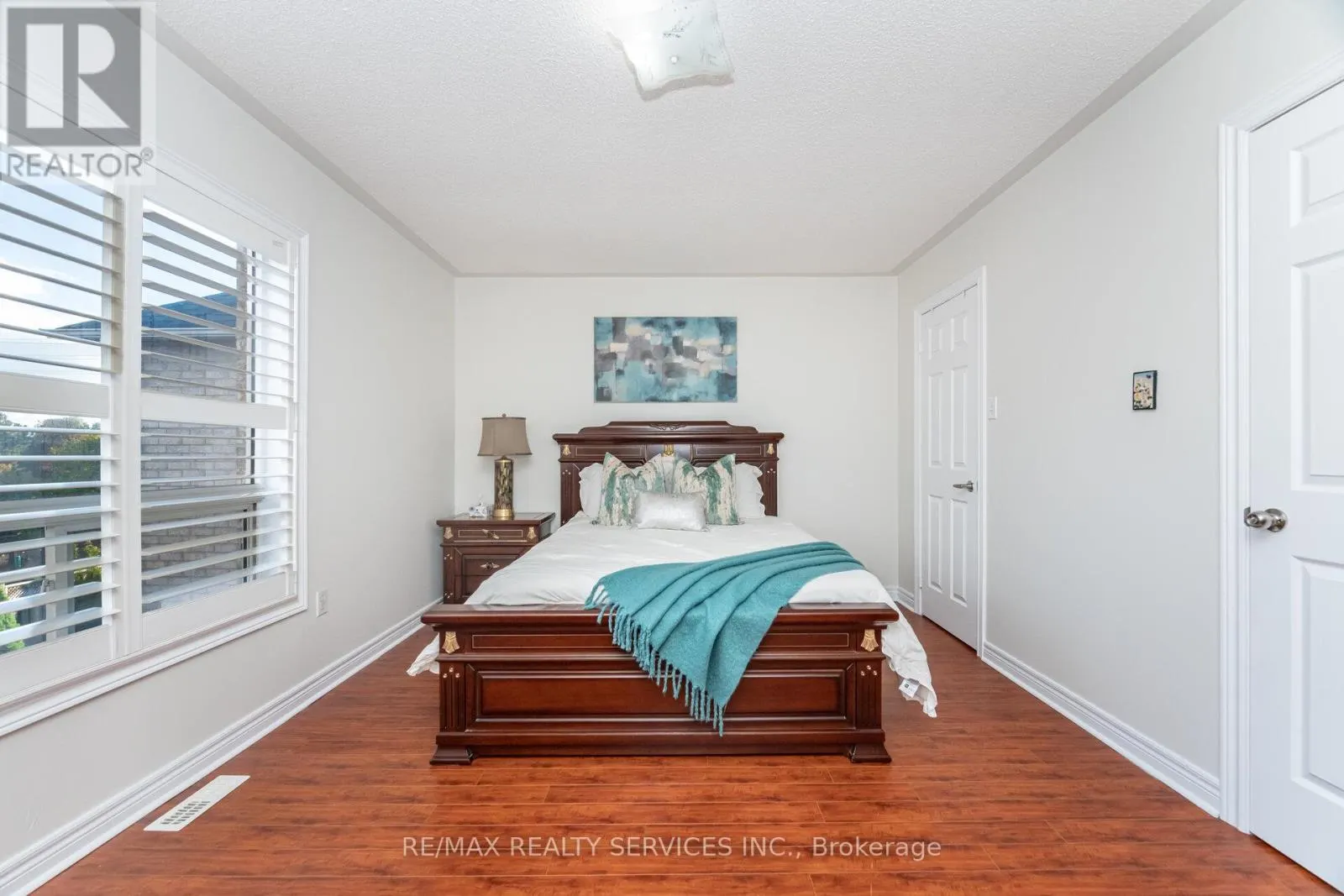 7 BLUE DIAMOND DRIVE