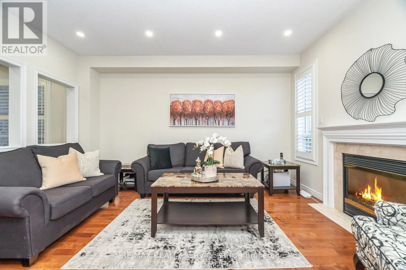 7 BLUE DIAMOND DRIVE