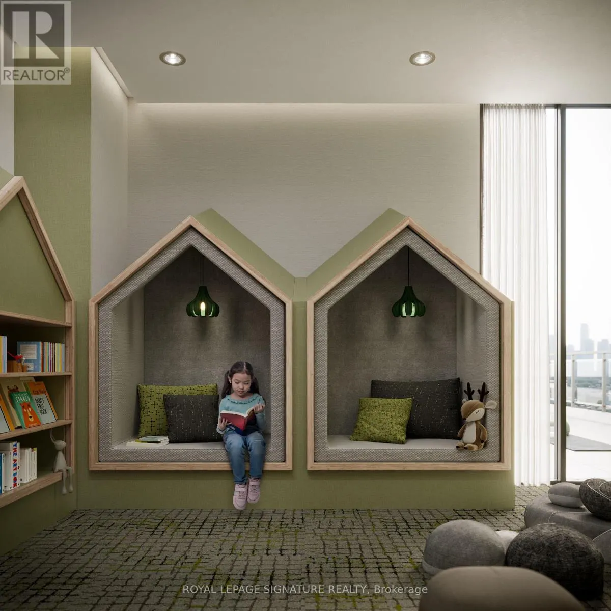 525 - 1007 THE QUEENSWAY