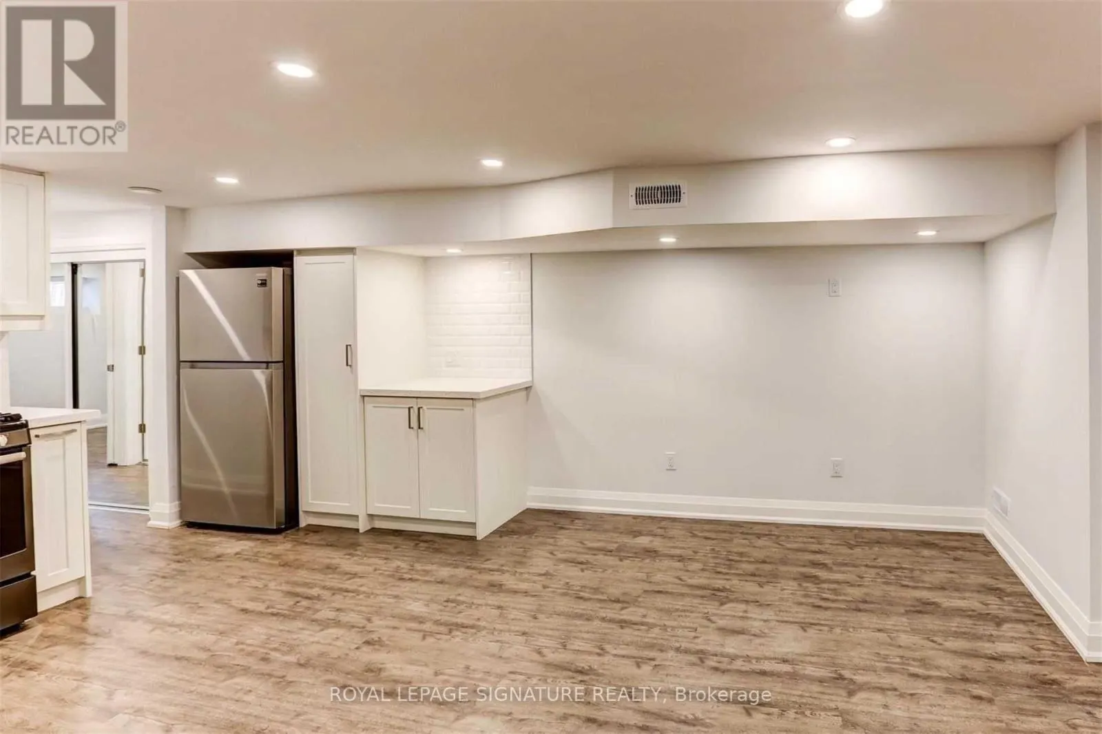 BASEMENT - 709 GLADSTONE AVENUE