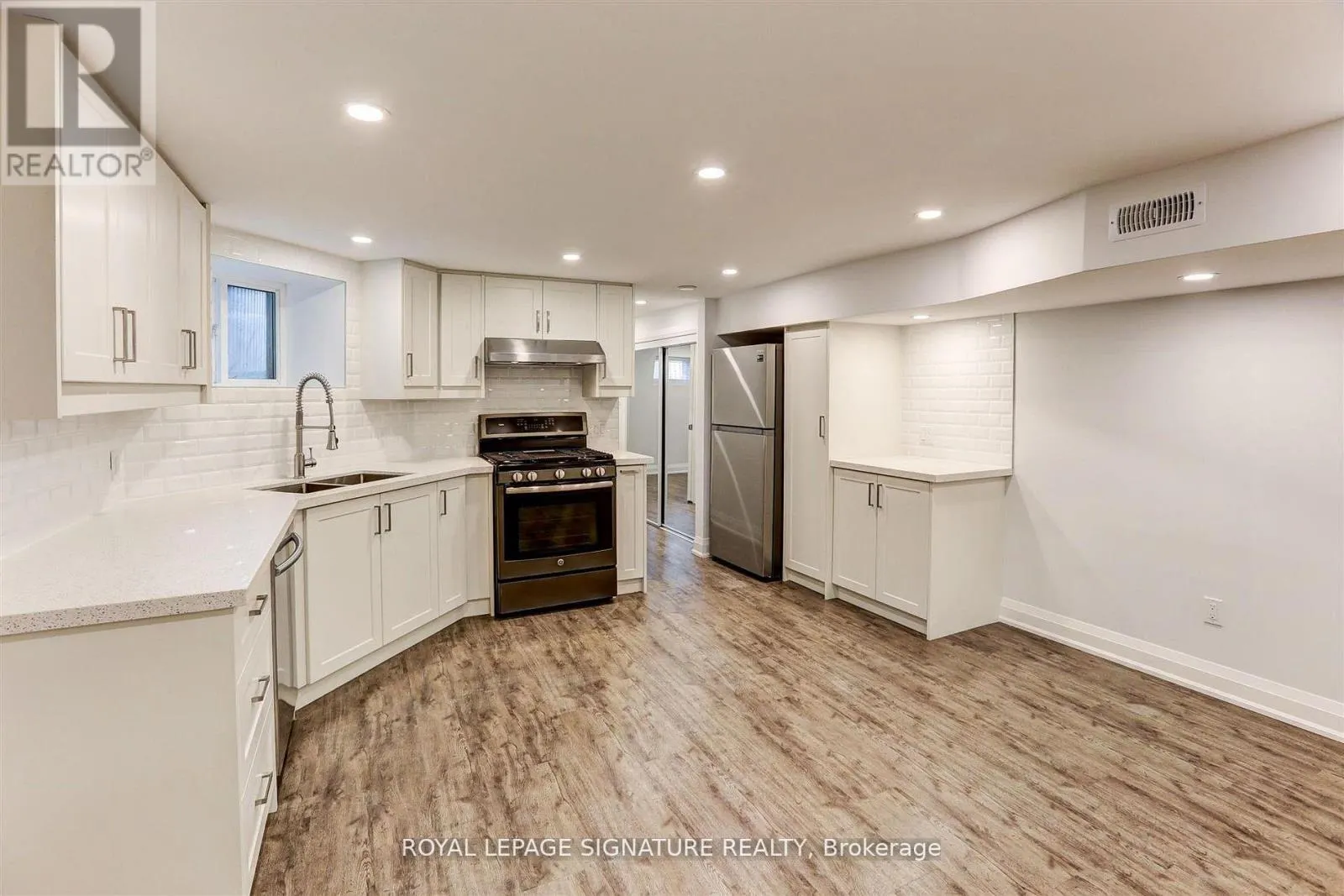 BASEMENT - 709 GLADSTONE AVENUE